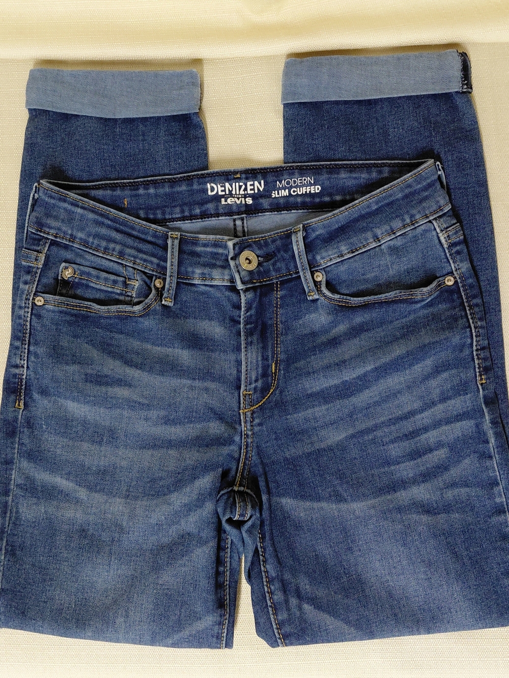 Levi's Denizen Modern Slim Cuffed Jeans in Blue Wash Size 4
